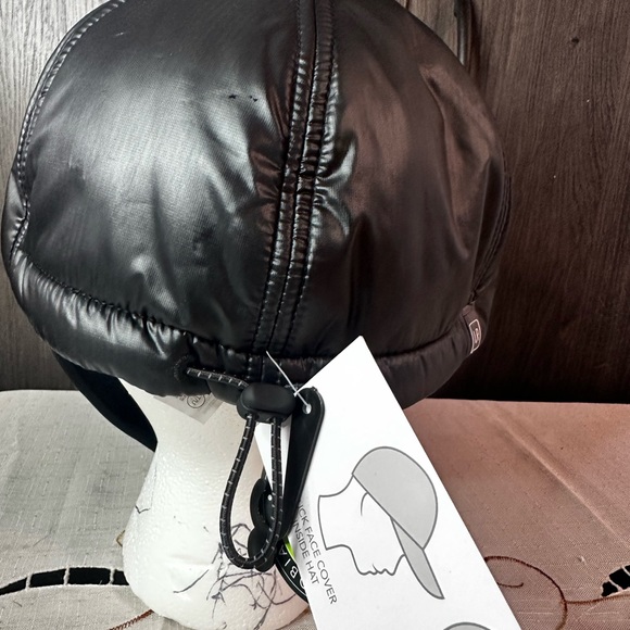 UR Wellness Puffer Cap with Face Cover, One Size, Black - Picture 4 of 8